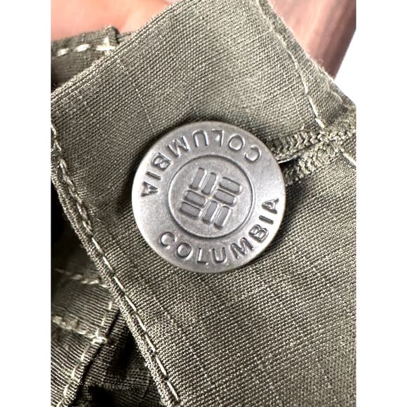 Columbia Hiking Ripstop Shorts‎ 9" Inseam Modern Classic Omni-Shade Green Men 38 - Picture 7 of 7